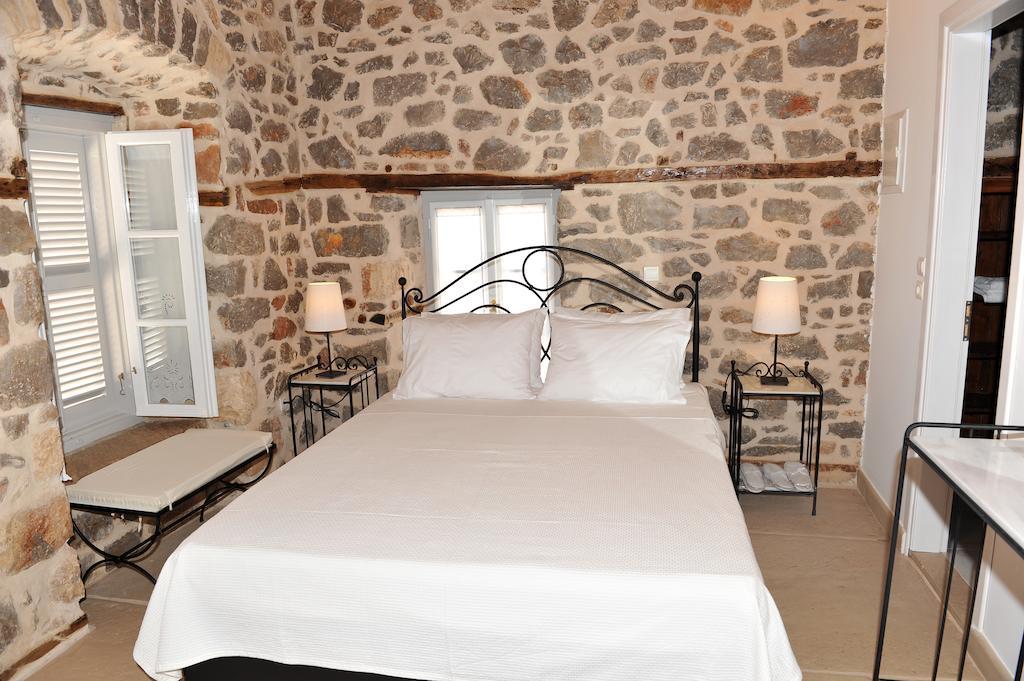Guesthouse Alexandra Идра Экстерьер фото