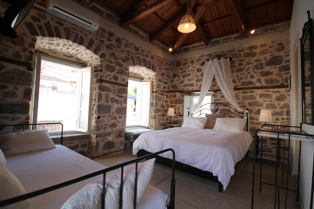 Guesthouse Alexandra Идра Экстерьер фото