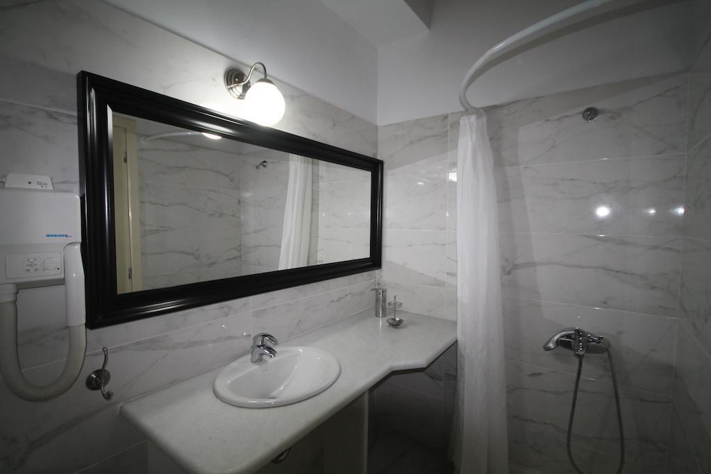 Guesthouse Alexandra Идра Экстерьер фото