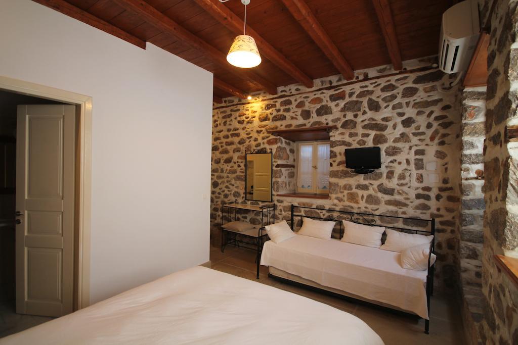 Guesthouse Alexandra Идра Экстерьер фото